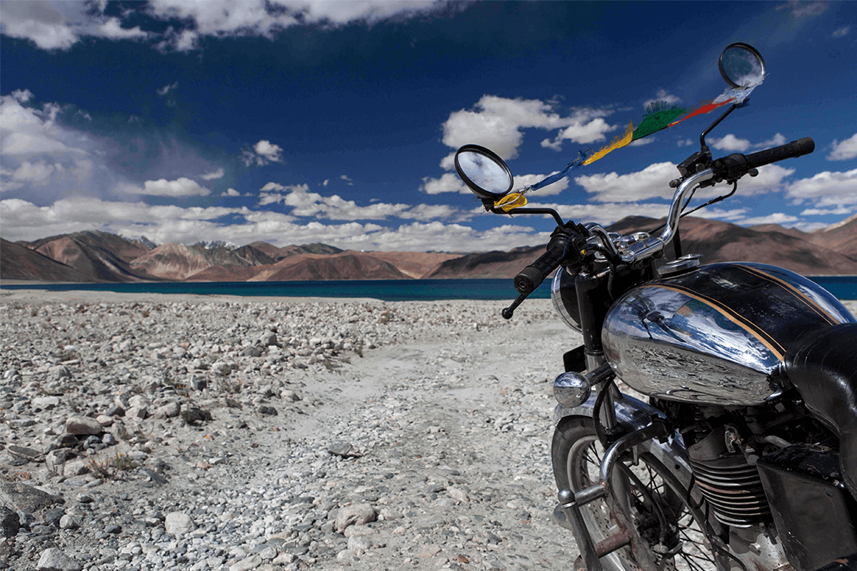 Manali to Ladakh Road Trip: A Detailed Guide for a Group Tour